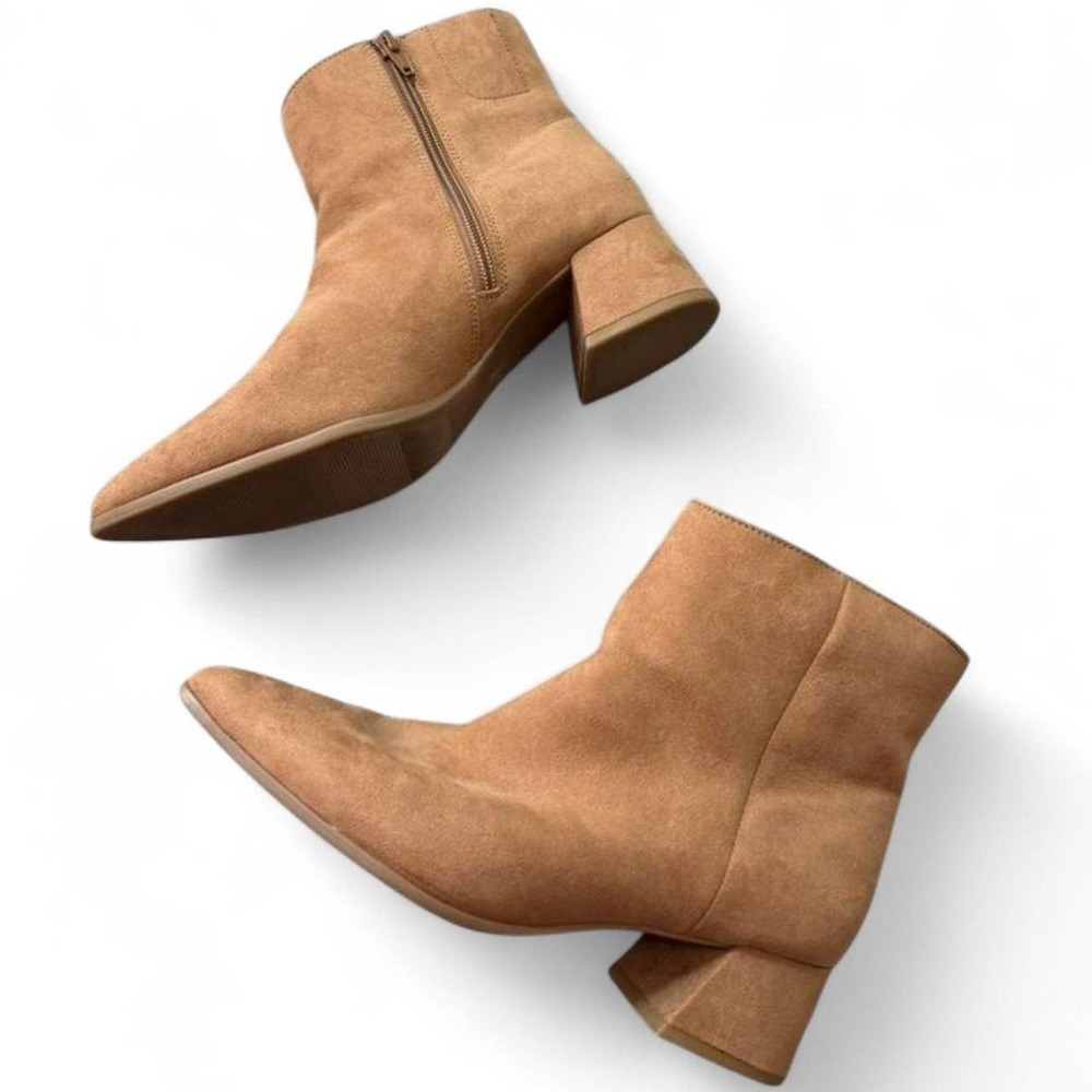 A New Day Tan Faux Suede Pointed Toe Block Herl Ankle Boots, Women's Size 7‎